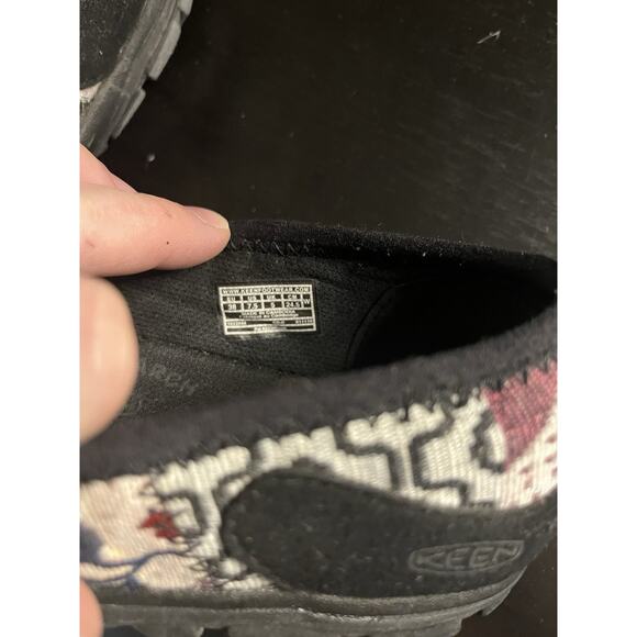KEEN Women’s Mary Jane Flats 7.5 Multicolor Aztec Pattern Slip-on - Picture 8 of 11